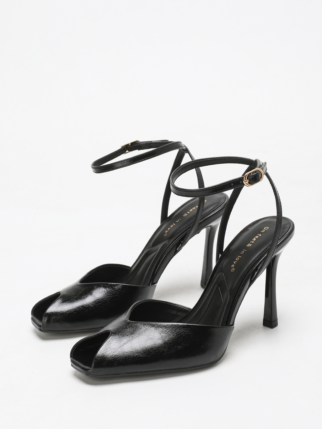 Chic Square-Toe Leather Peep-T – обзор и цена Casual Sandal Leather